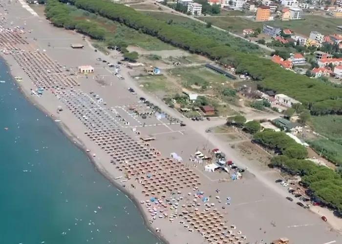 Villa Beachfront, Tirana