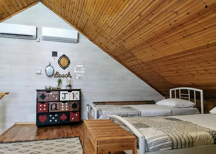 Villa Beachfront, Tirana