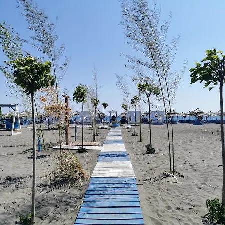 Beachfront, Tirana Villa