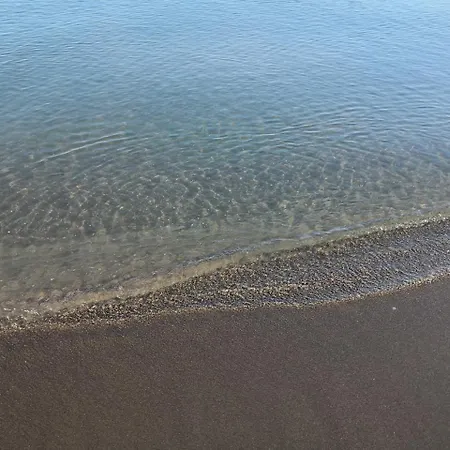 Beachfront, Tirana