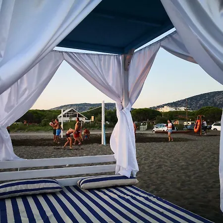 Beachfront, Tirana ヴィラ Velipojë