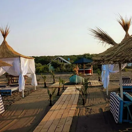 Beachfront, Tirana ヴィラ Velipojë