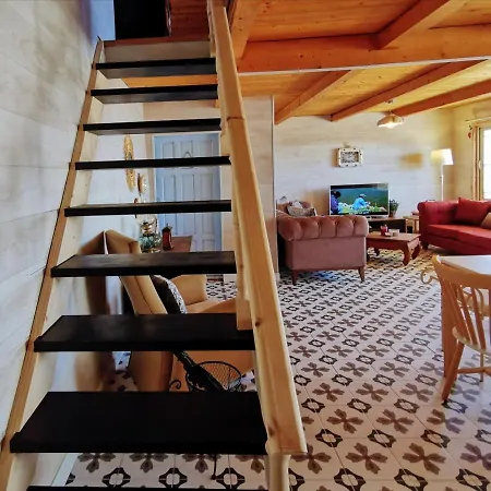 ヴィラ Beachfront, Tirana *