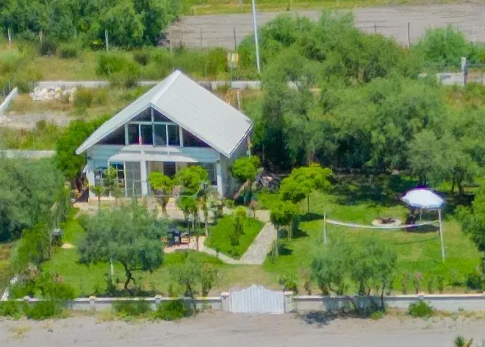 Beachfront, Tirana Villa *