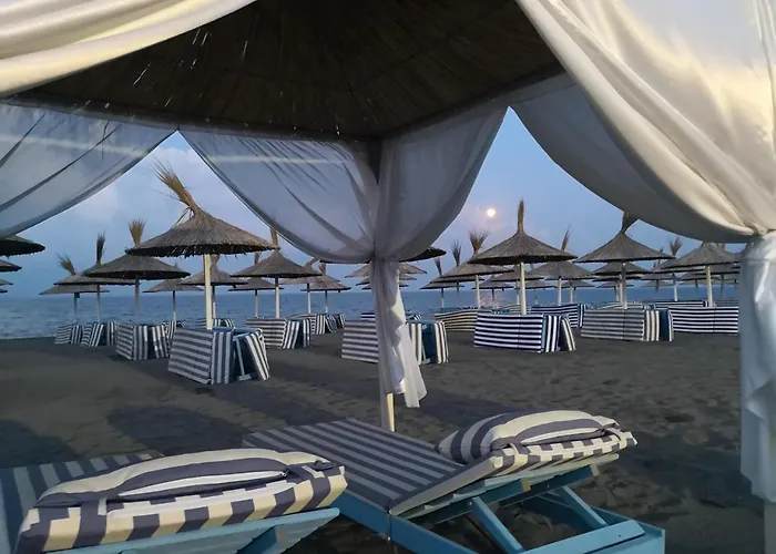 Beachfront, Tirana * Velipojë