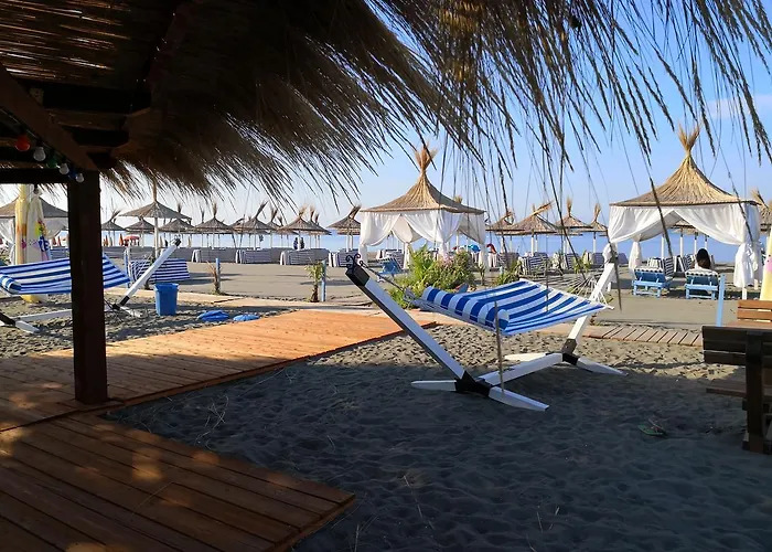 Beachfront, Tirana 别墅 Velipojë