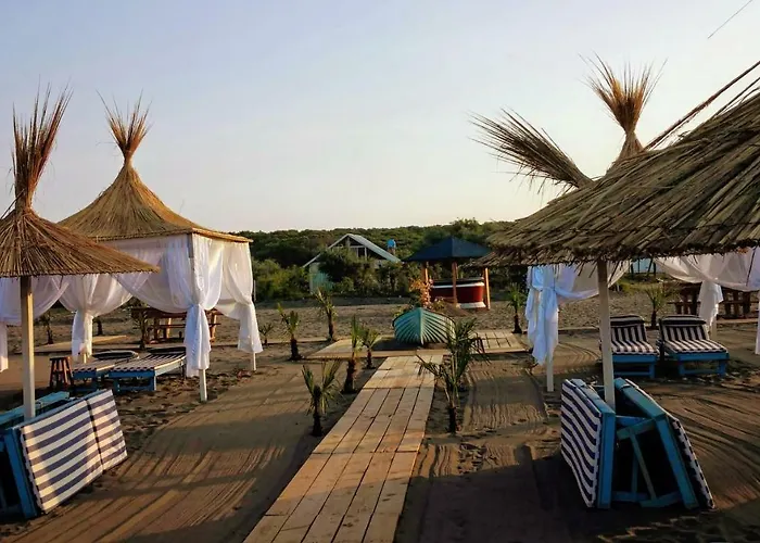 Beachfront, Tirana 别墅 Velipojë